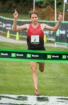 Both champions return to defend titles against stellar world-class field for 20th TD Beach to Beacon 10K on Aug. 5 in Cape Elizabeth, Maine.