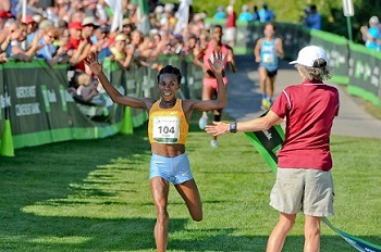 Both champions return to defend titles against stellar world-class field for 20th TD Beach to Beacon 10K on Aug. 5 in Cape Elizabeth, Maine.