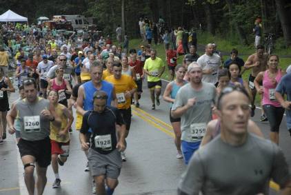 More than 6,000 runners will take part in Saturday's TD Beach to Beacon in Cape Elizabeth.