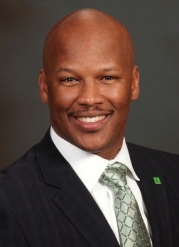 Eric Stewart, a Commercial Relationship Manager at TD Bank in Winter Park, Fla.