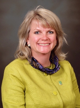 Lisa Kirkwood, new Senior Loan Officer, Vice President in Commercial Lending in Hyannis, Mass.
