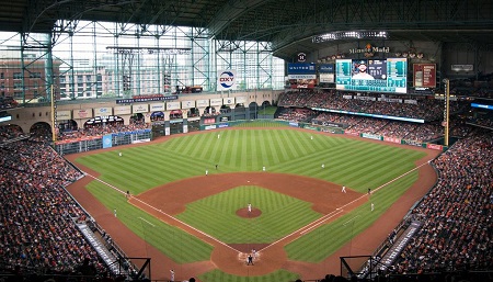 First-ever Minute Maid Park Marathon, run entirely inside Houston Astros ballpark, set for Nov. 18.