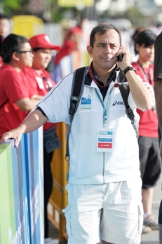 Renowned race director Dave McGillivray of DMSE Sports, longtime director of the Boston Marathon, provided expertise at the Standard Chartered Marathon Singapore 2010 on Dec. 5.